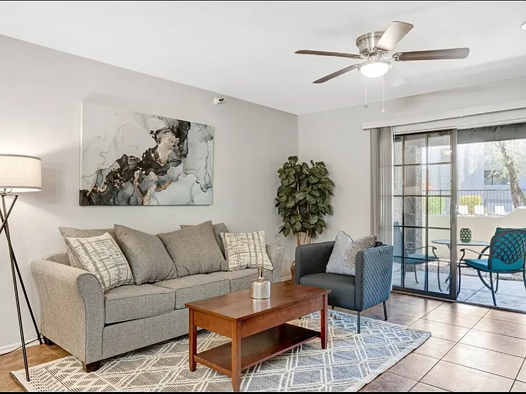 8020 E Thomas Rd — Photo 3