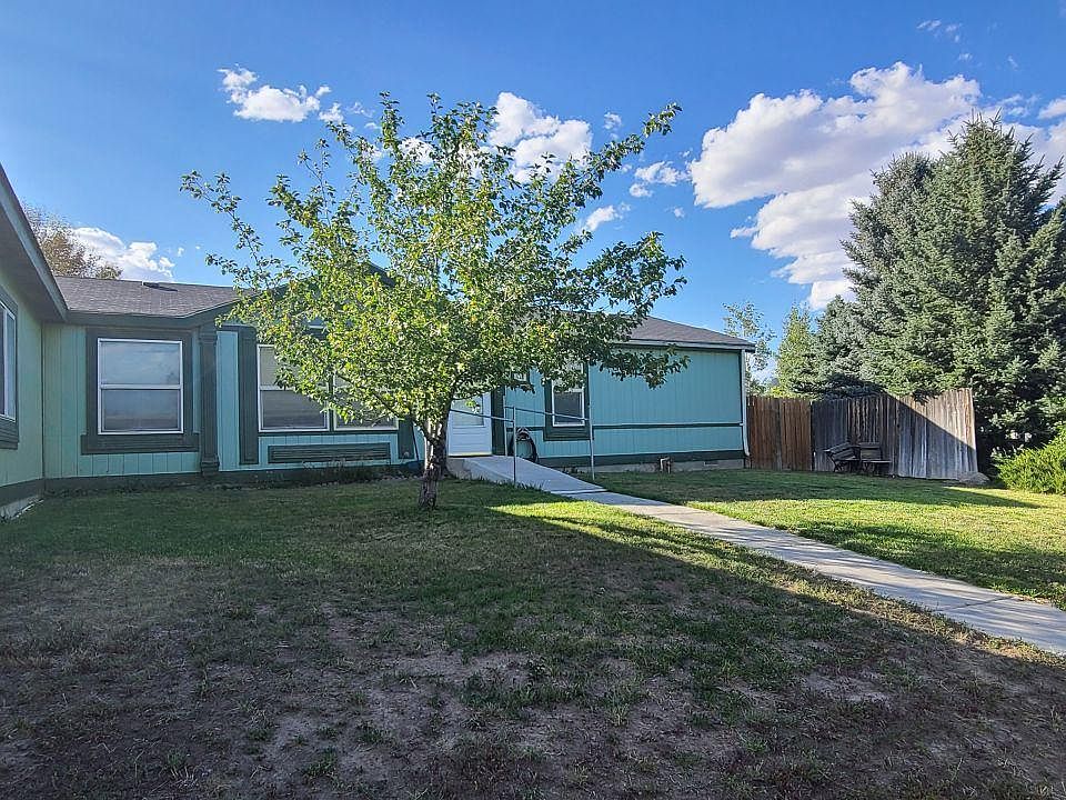 1st image of 547 Cari Way