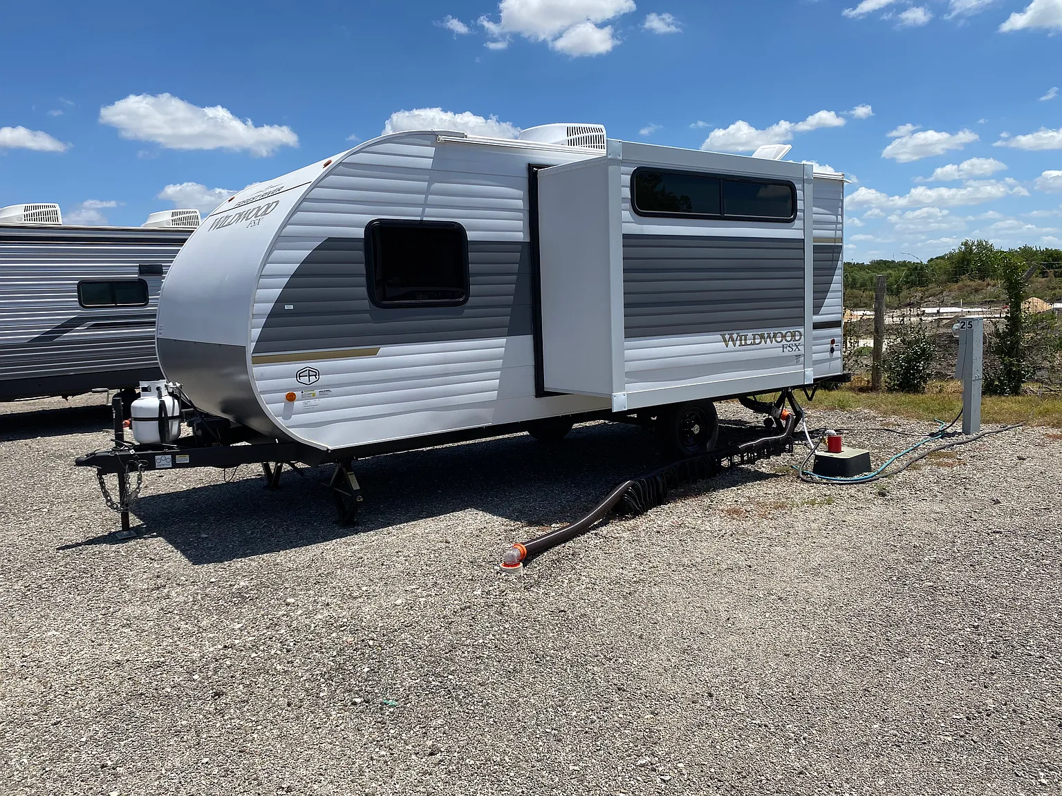 1 bed, $1,050 — Photo 3