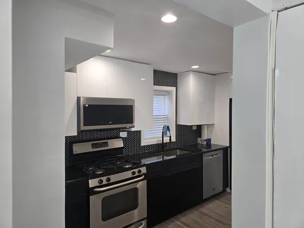 1715 Dodge Ave #B, Evanston, IL 60201