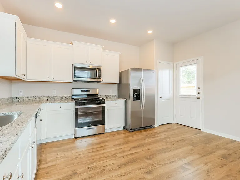15642 Plum Brook Dr — Photo 7