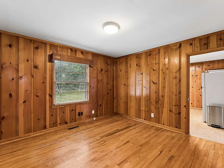 900 Velma Ln — Photo 21