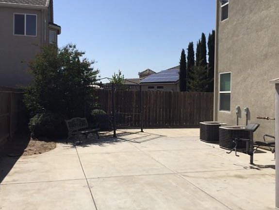 4th image of 1823 Belmont Pl