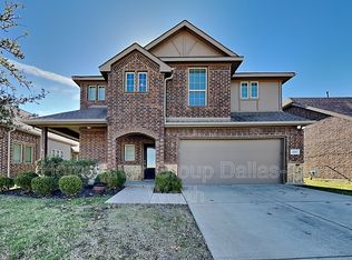 111 Charleston Ln, Fate, TX 75189