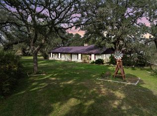 1273 Highway 90a, Sheridan, TX 77475