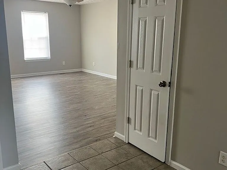9 Ivy Ct — Photo 4