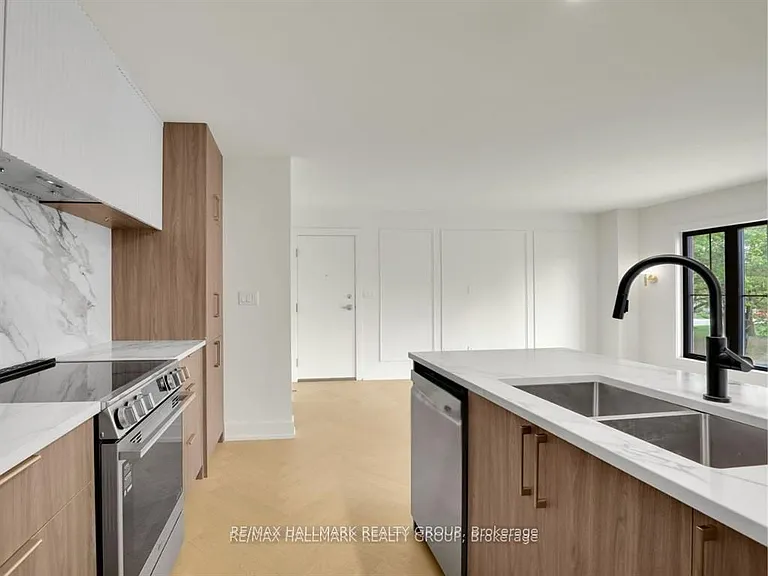 13 Ella St #1 — Photo 17