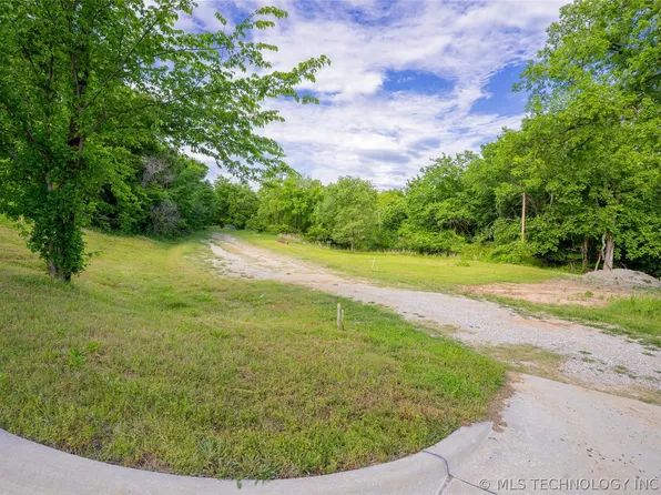 521 N Hickory St, Sapulpa, OK 74066
