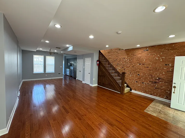 525 Shepherd St NW #A — Photo 7