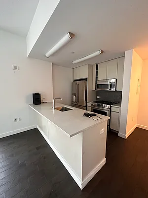 Rented by Lalezarian Properties | media 11