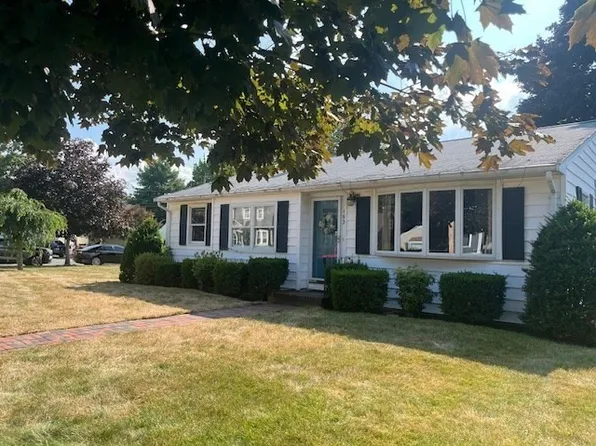 193 Pine St, Danvers, MA 01923