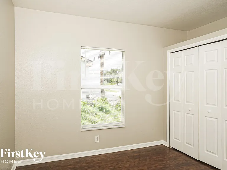 4743 Luther Ave — Photo 16