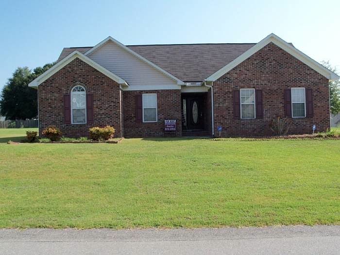 1st image of 101 Arrowwood Ct