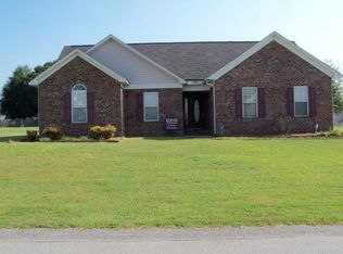 101 Arrowwood Ct, Raeford, NC 28376