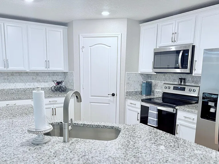 24 Round Mill Ln — Photo 10