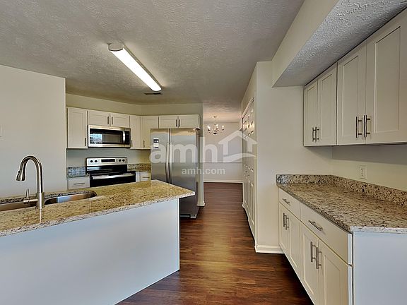 3rd image of 7460 Maggie Dr