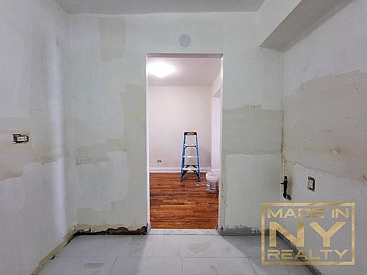 4th image of 1625 Rockaway Pkwy APT 7B