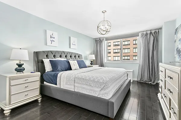 Sold by Compass | media 8