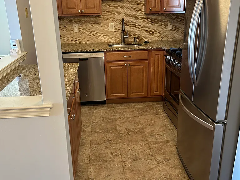 231 Waterford Dr — Photo 17
