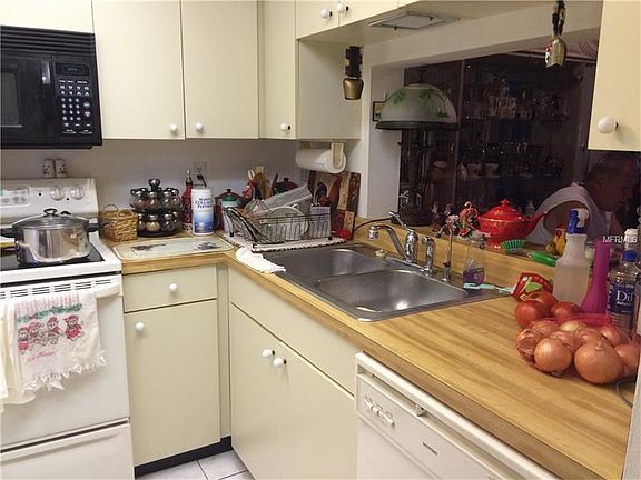 3rd image of 3030 Eastland Blvd Unit A102
