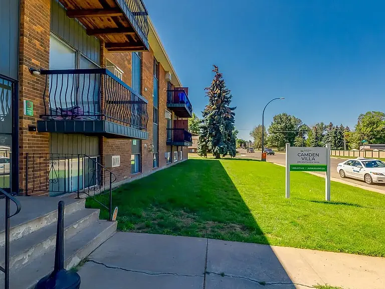 2291 Southview Dr SE #302 — Photo 31
