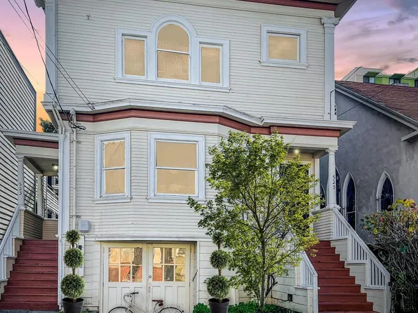 525-523 25th St, Oakland, CA 94612