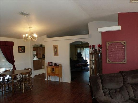 3rd image of 147 Whispering Pines Dr
