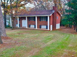 383 Center Point Rd, Sylacauga, AL 35151