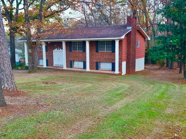 383 Center Point Rd, Sylacauga, AL 35151
