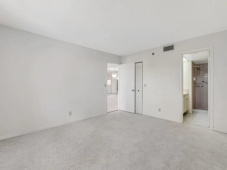 4640 Lucerne Lakes Blvd W #206 — Photo 14