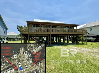 704 Pine Ln, Gulf Shores, AL 36542