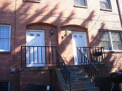 1st image of 1889 Larpenteur Ave W