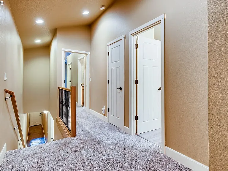 1402 Parrish St — Photo 13