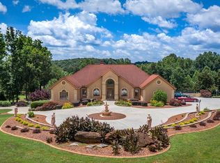 15 Lake Vista Ln, Commerce, GA 30529