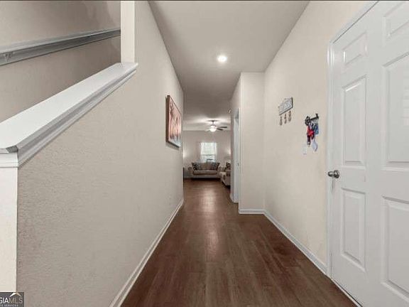 4th image of 755 Walnut Creek Cir