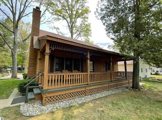 5157 Tilmann Ln, Weidman, MI 48893