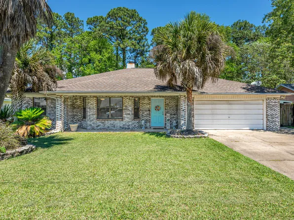 772 Overbrook Dr, Fort Walton Beach, FL 32547