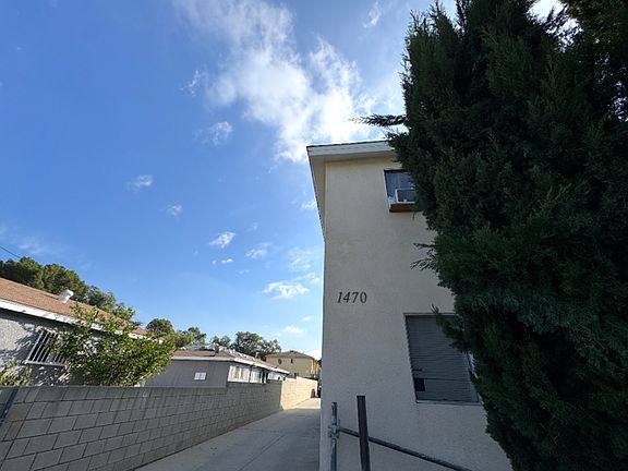 2nd image of 1470 N Soto St APT 4