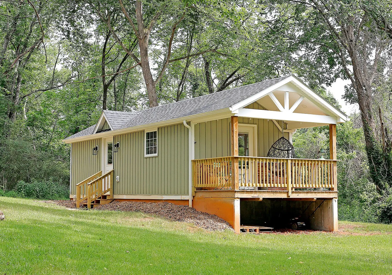 Move-in Ready Wooded Cottage Retreat on 2.7 Acres - Furnished & Dog-Friendly — Photo 1