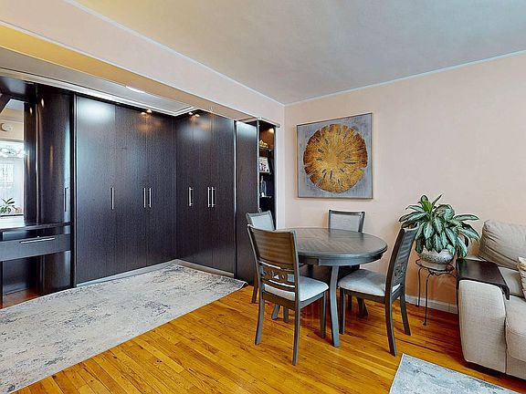 2nd image of 2400 E 3rd St APT 514