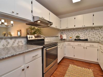 1017 Via Aliso, Alameda, CA, 94502
