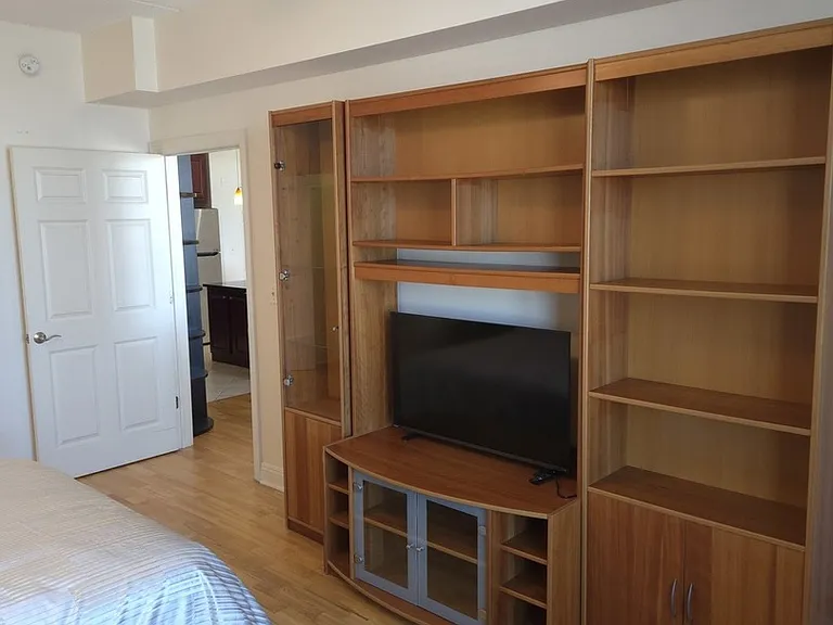 4330 N Neva Ave #305 — Photo 13