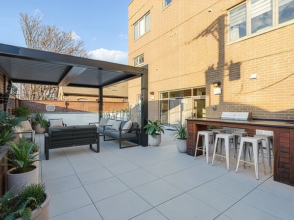 2nd image of 1108 N Ashland Ave #3