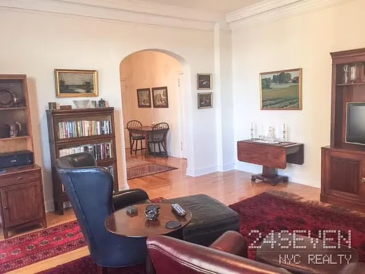 Rented by 24 7 NYC Realty Inc. | media 15