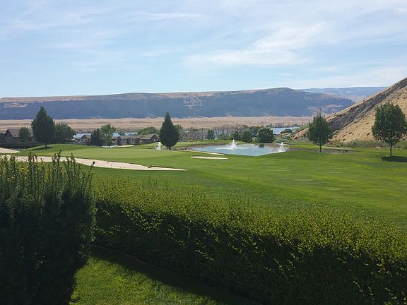 2nd image of 9258 Canyon Dr NW
