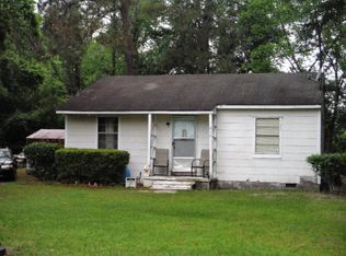 210 Pinebloom Dr, Jesup, GA 31545