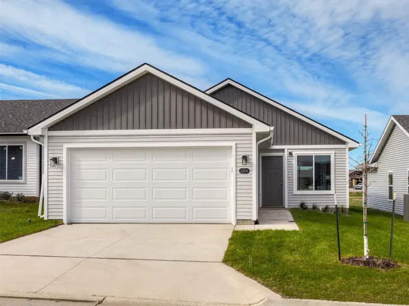 2309 Legacy Dr, Norwalk, IA 50211