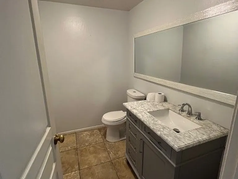 11515 Presidential Rd — Photo 14