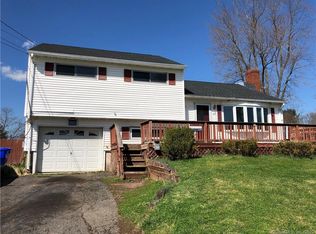 47 Putnam Ln, Enfield, CT 06082