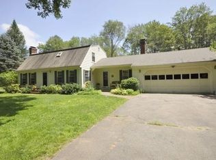 24 Plains Rd, Ipswich, MA 01938